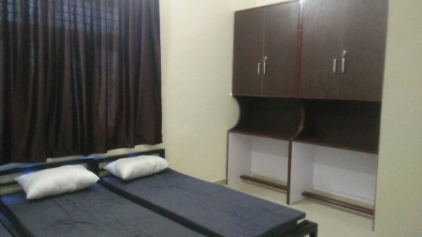 rosewood creek girls pg in aligarh