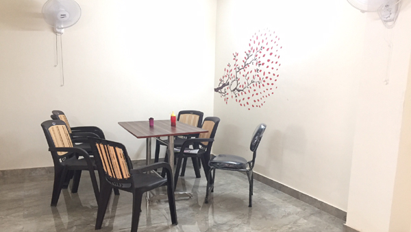 rosewood creek girls pg in aligarh