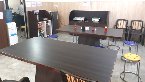 rosewood creek girls pg in aligarh